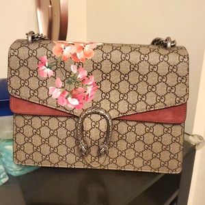 100% Authentic Gucci GG Supreme Medium Dionysus Bloom Sholder Bag